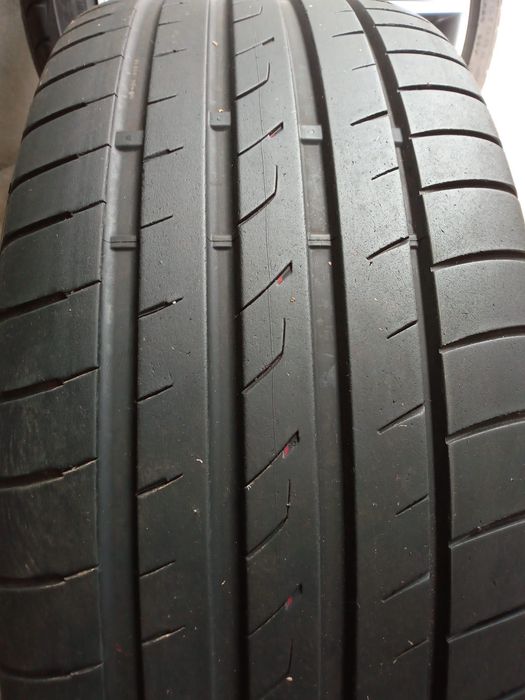 Pneus Firestone Firehawk Sport