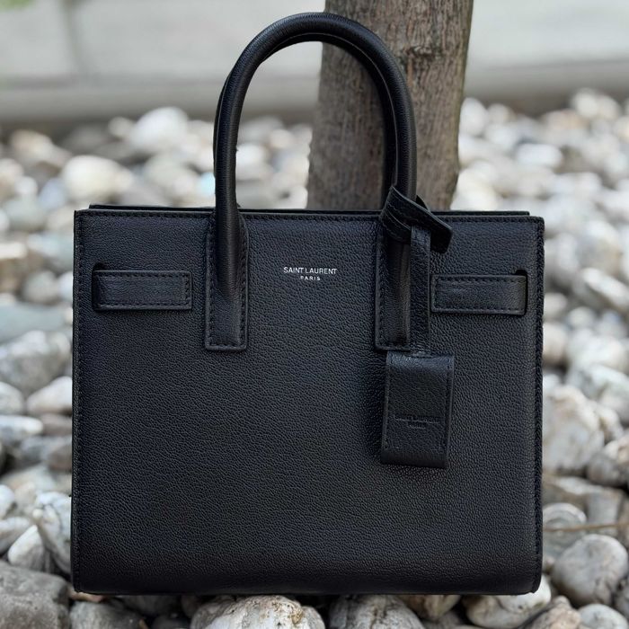 Жіноча брендова сумка Louis Vuitton