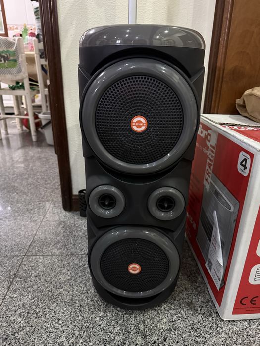 Coluna de musica bluetooth
