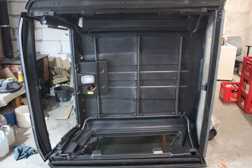 zabudowa hardtop na pakę vw amarok premium 2022- oem