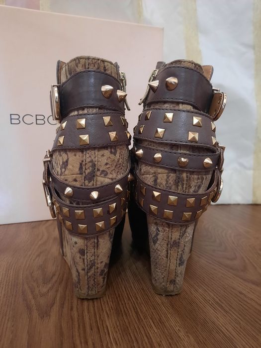 Ботильйони bcbgeneration