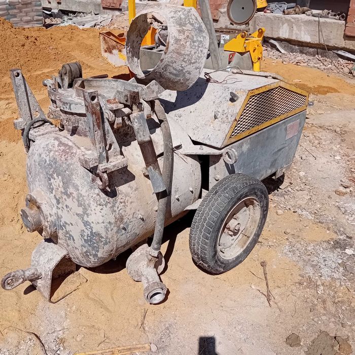 Maquina de betonilha