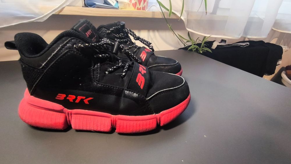 Buty sneakersy Bartek