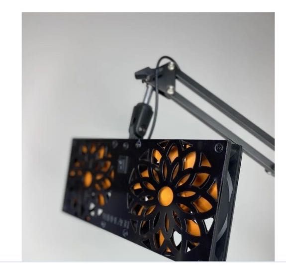 Витяжка для лашмейкера