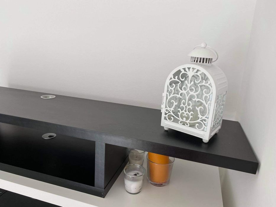 Móvel de TV Flutuante