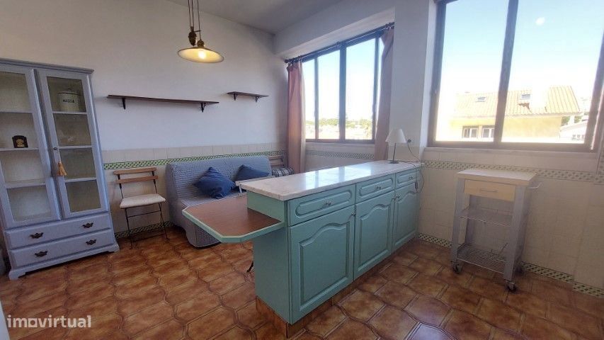 249R | Apartamento T1 Junqueiro em condomínio com piscina