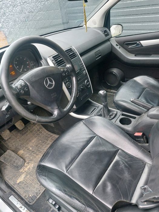Sprzedam Mercedesa A 200 w bardzo dobrym stanie