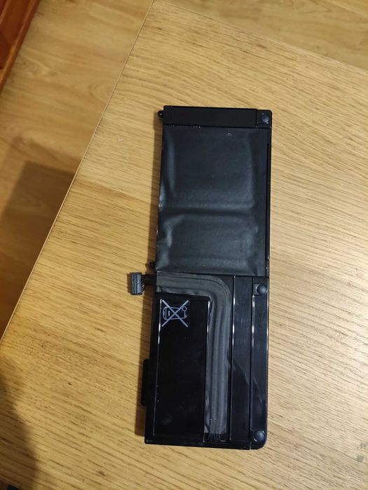 Várias peças de MacBook pro  15 polegadas posterior a 2008