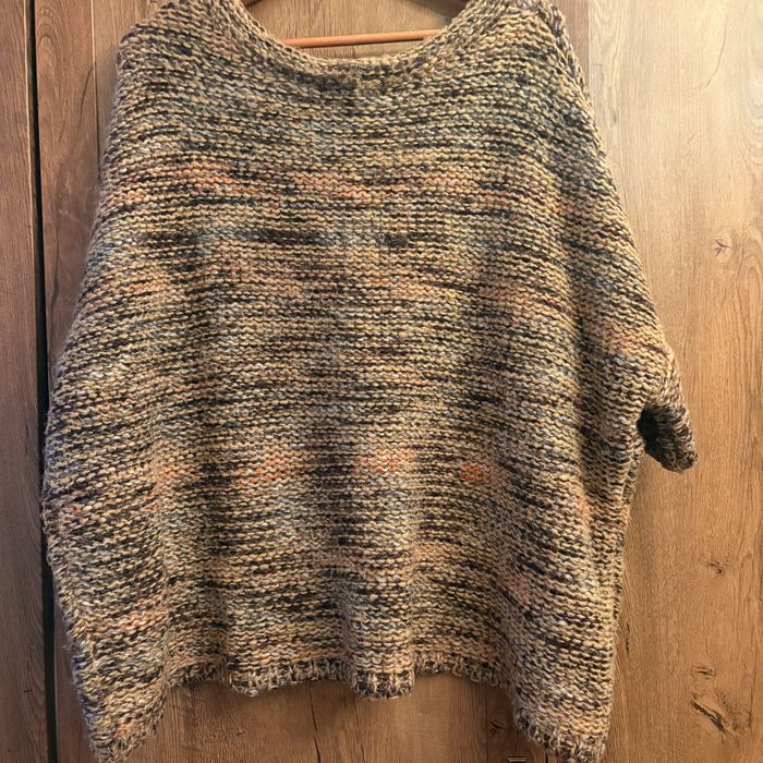 Sweter z krótkim rękawem