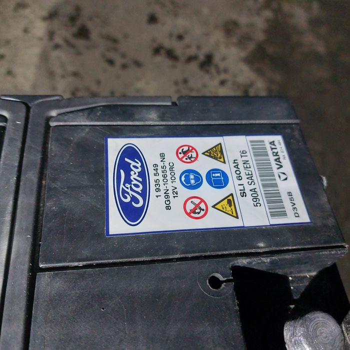 Akumulator Varta Ford 60Ah fajny stan