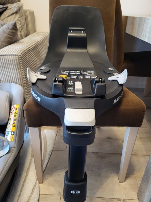 Fotelik z bazą Maxi Cosi Pearl 360