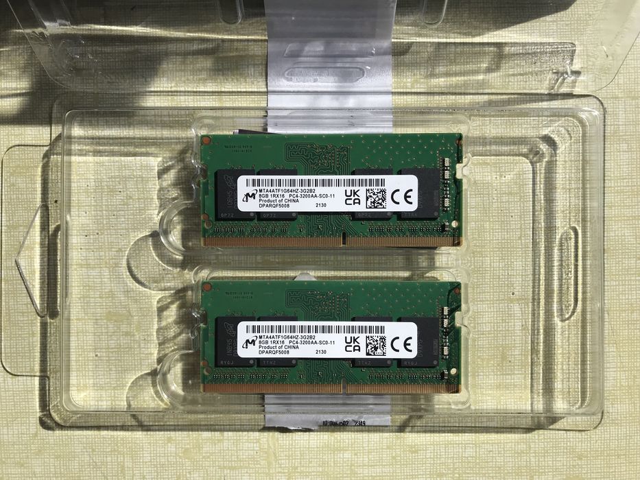 16GB Оперативна пам'ять для ноутбуків Micron MTA4ATF1G64HZ-3G2