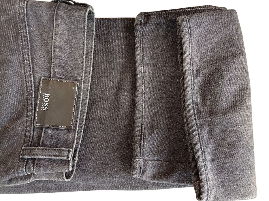 Джинси Hugo Boss