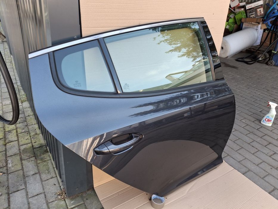 Drzwi Prawy Tył Kia Stinger, kolor P2M