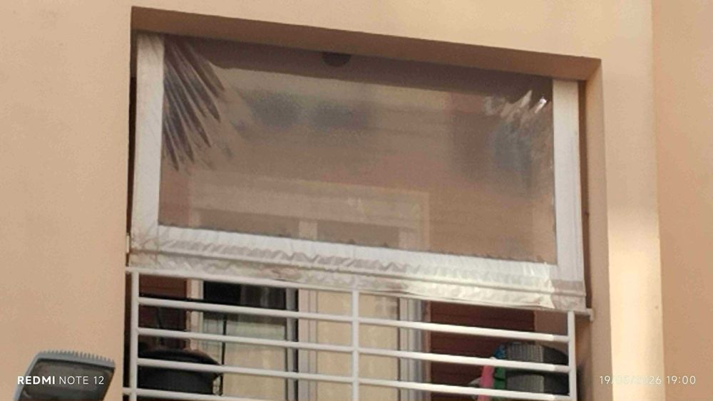 Toldo Vertical Exterior Profissional de Manivela (Custo original: 400€)