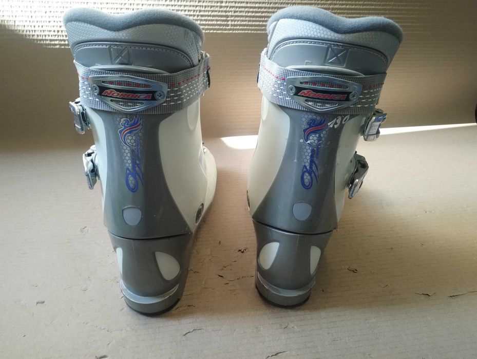 buty narciarskie Nordica 24 / 24,5 37 / 38