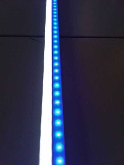 calhas de leds p/ medida p/ expositores, montras, etc