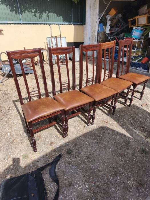 Cadeiras de Madeira 5 unidades