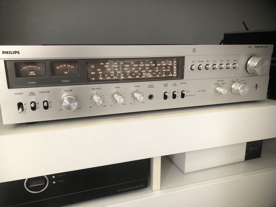 Amplituner Philips 794