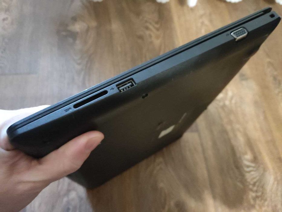 Dell latitude 3590 i3_7130г\8gb ddr4\128 gb SSD рабочая батарея fullHD