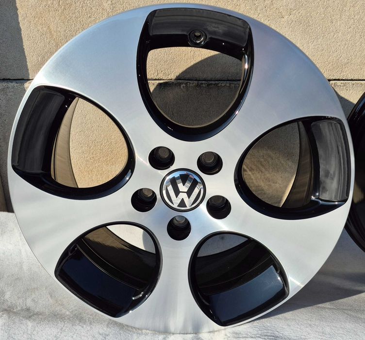 Felgi VW Golf GTI 17"x7,5 ET51