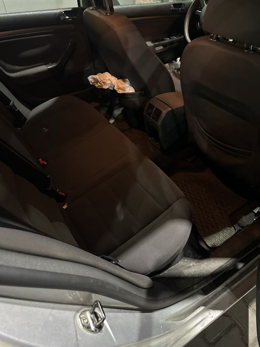 Свіжо пригнаний Volkswagen Golf 5 ексклюзивна комплектація