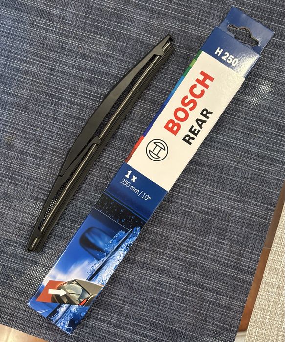 Щітка склоочисника задня каркасна (двірник) Bosch Twin (250 мм)