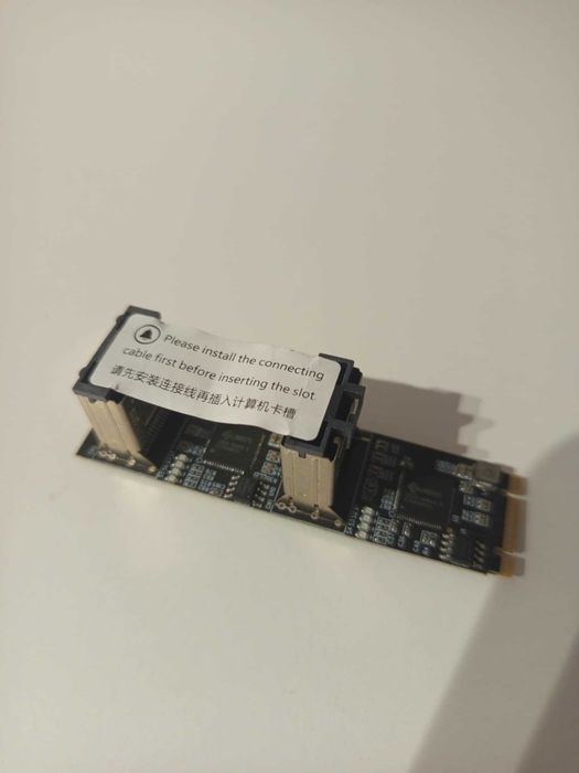 Adapter M.2 do karty PCI Express 3.0 M2 8portów 3kontrolery 6Gb/s