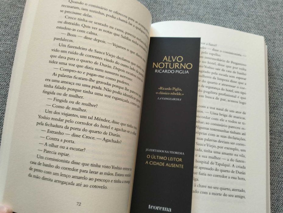 Livro "Alvo noturno" de Ricardo Piglia