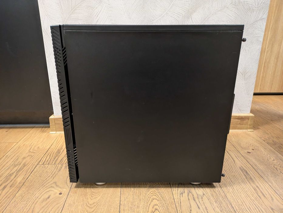 Obudowa do komputera - Corsair 275R TG Airflow Black