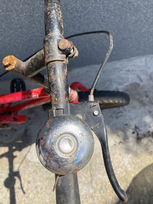 Детский велосипед четырехколесный велик красный