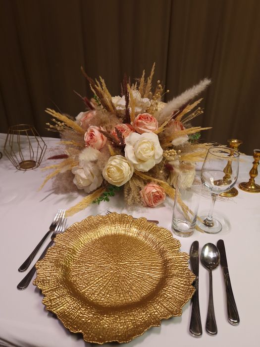 gotowe kompozycje ze sztucznych kwiatów boho i inne na wynajem stelaż