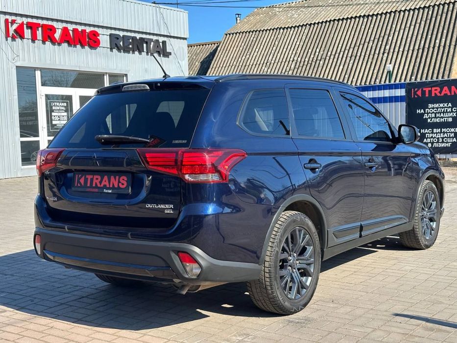Оренда автомобіля Mitsubishi Outlander у Вінниці. Оренда авто Вінниця