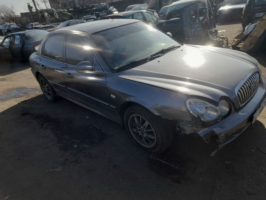 Разборка Hyndai Sonata 2004 рік 2.0 бензин