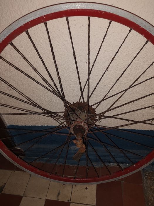 Продам колеса 28дюймов  в хорошем состоянии