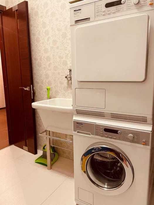 Перша здача! Елітна 4к квартира (200 кв.м) в ЖК «Парковий» — Центр