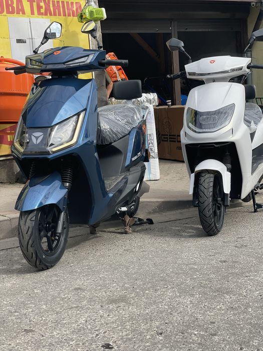 Електроскутер YADEA T5 та Т2