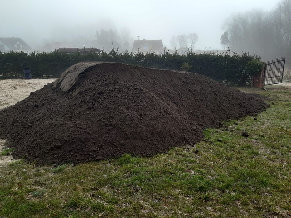 Ziemia przesiewania pod trawnik