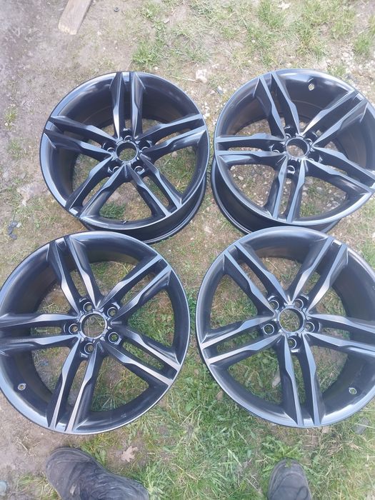 Felgi 18" VW audi skoda Mercedes inne