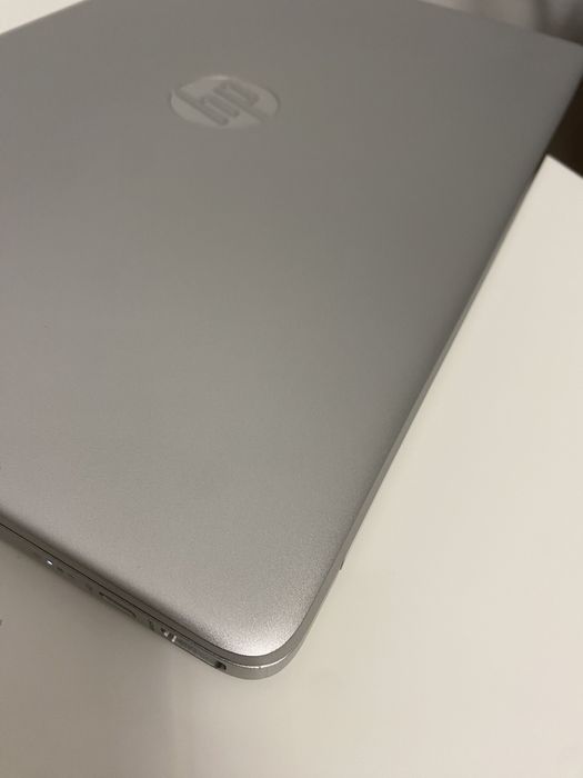 Laptop HP 15s Ryzen 7-5700U/16GB/512GB SSD/Win11