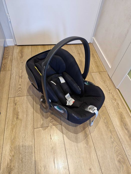 Fotelik samochodowy Cybex Cloud Z2 i-Size + baza obrotowa – Deep Black