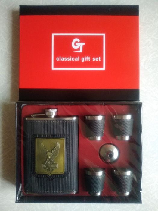 Подарочный набор GT Classical Gift Set (фляга, воронка, 4 стопки)