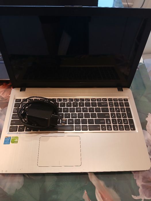Laptop Asus 540L
