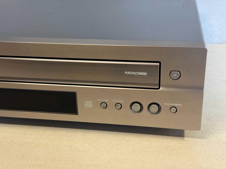 Yamaha CDC-697- odtwarzacz CD zmieniarka