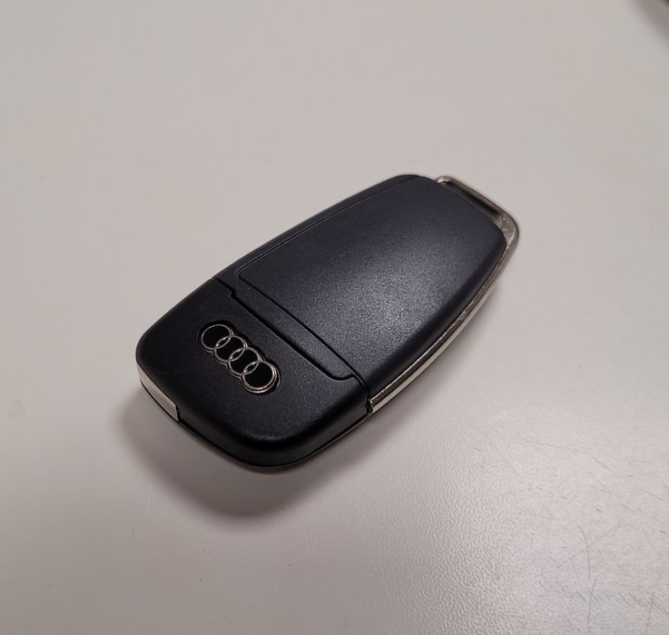 Pendrive 32GB Audi kluczyk pilot do Audi