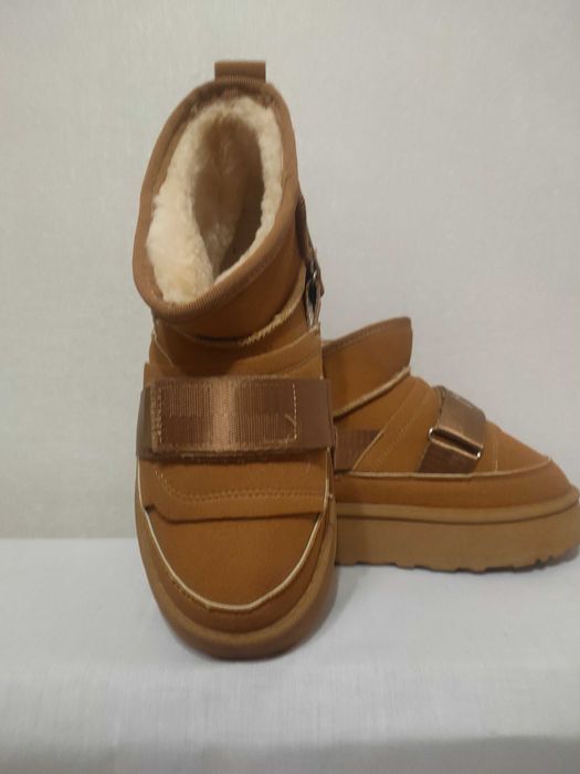 Уггі зимові б/в, у відмінному стані