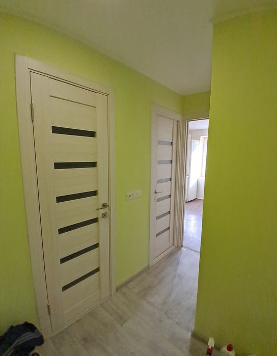 Продам двух комнатную кв. в г. Самар (Новомосковск).