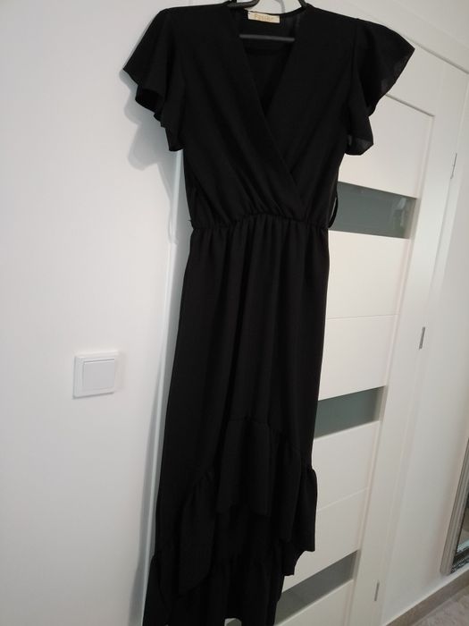 Sukienka czarna 38