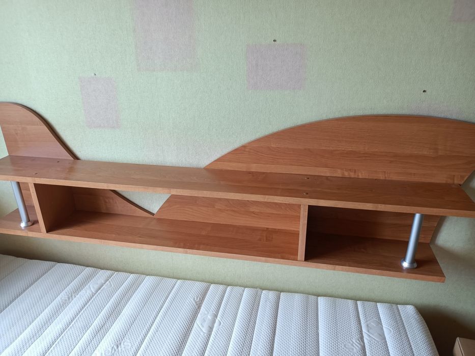 Półka wisząca oddam za darmo