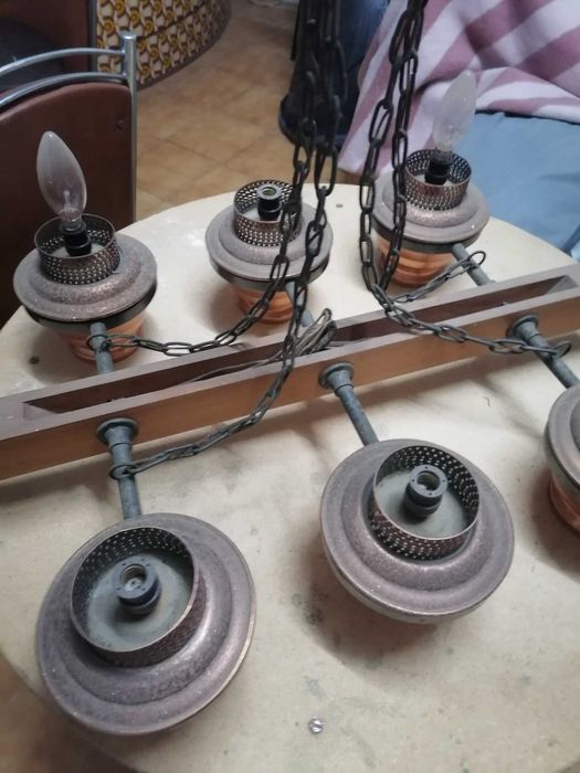 Candeeiro de teto antigo